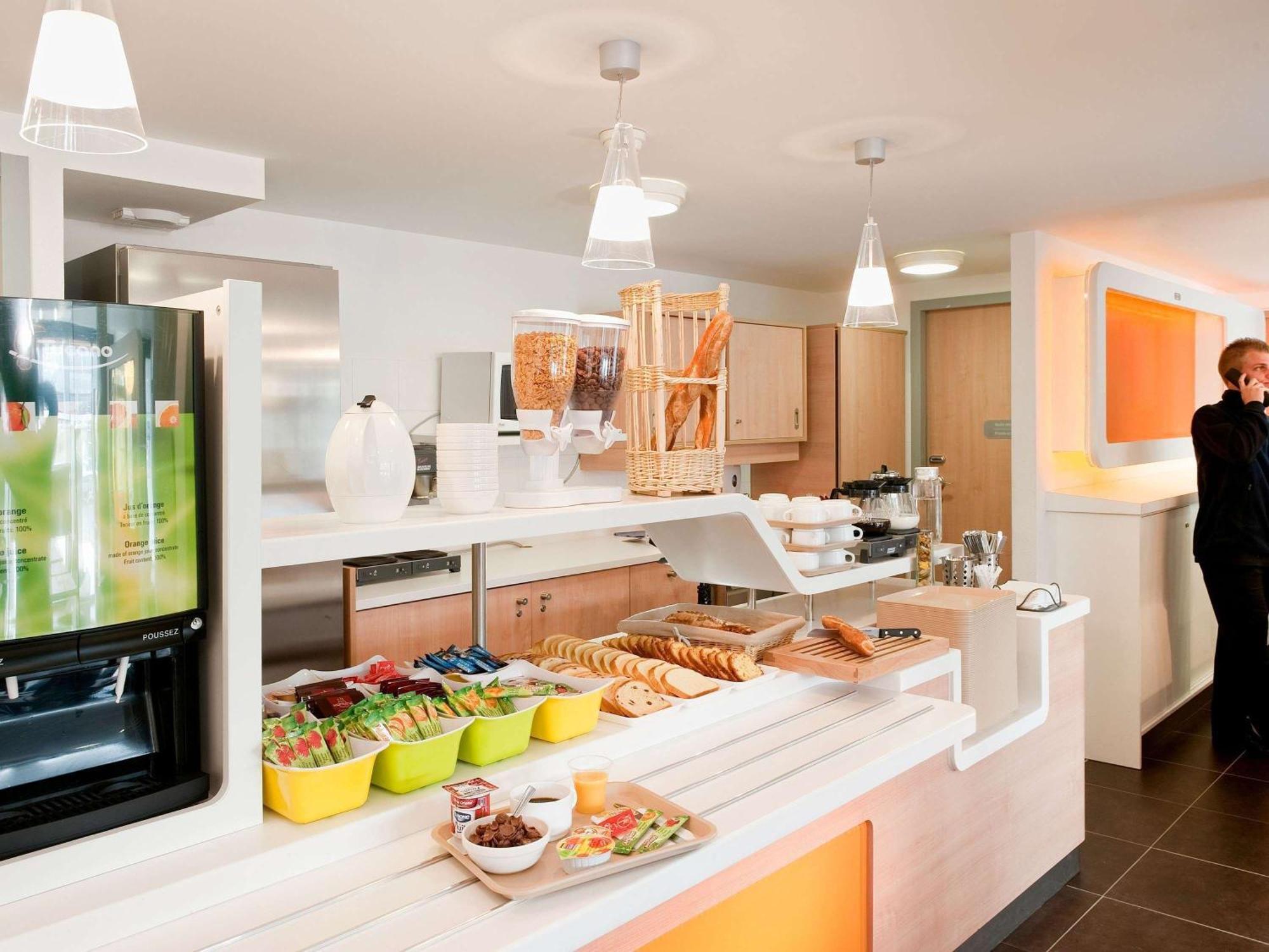 Ibis Budget Wien Messe Esterno foto