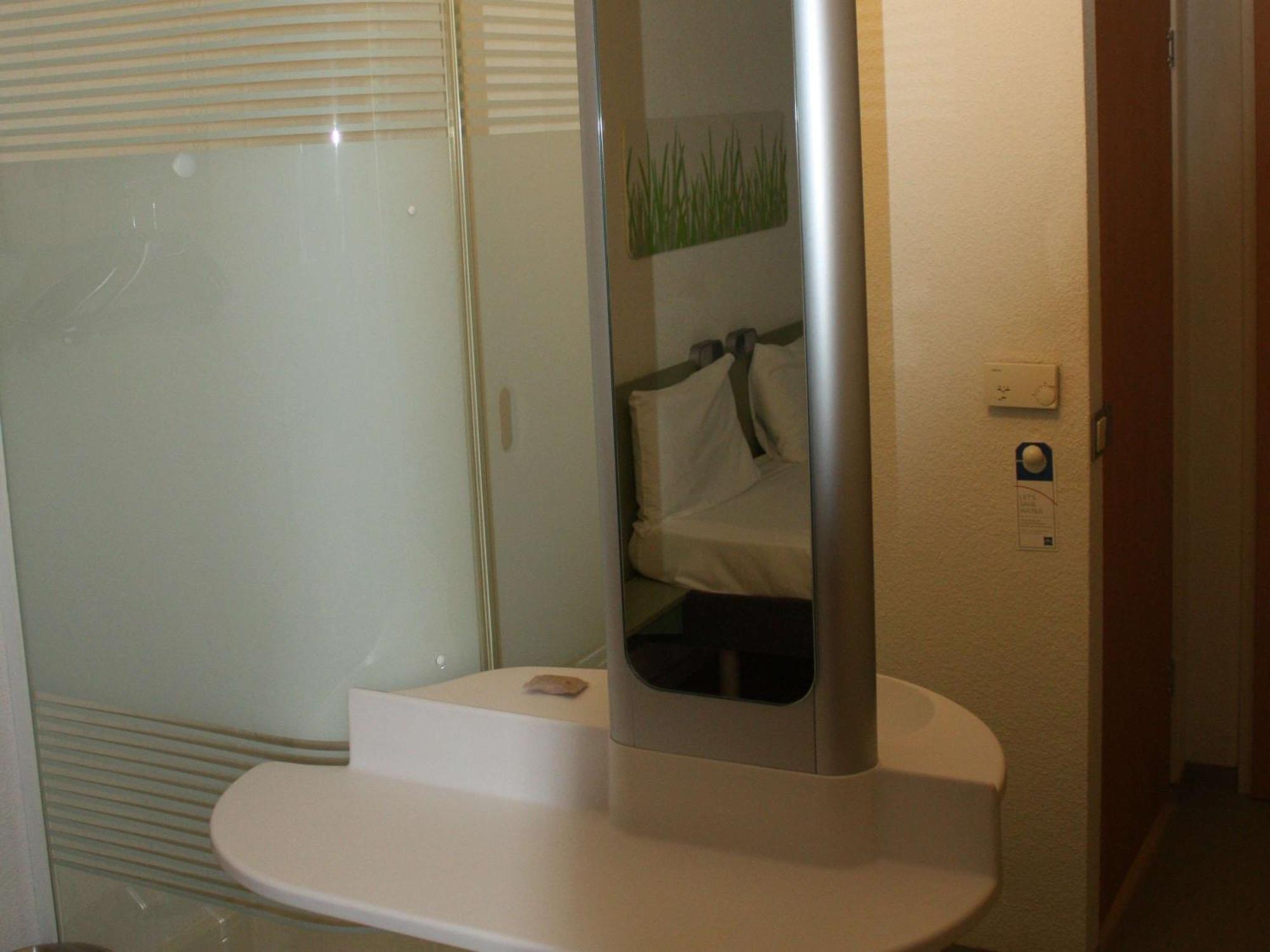 Ibis Budget Wien Messe Esterno foto