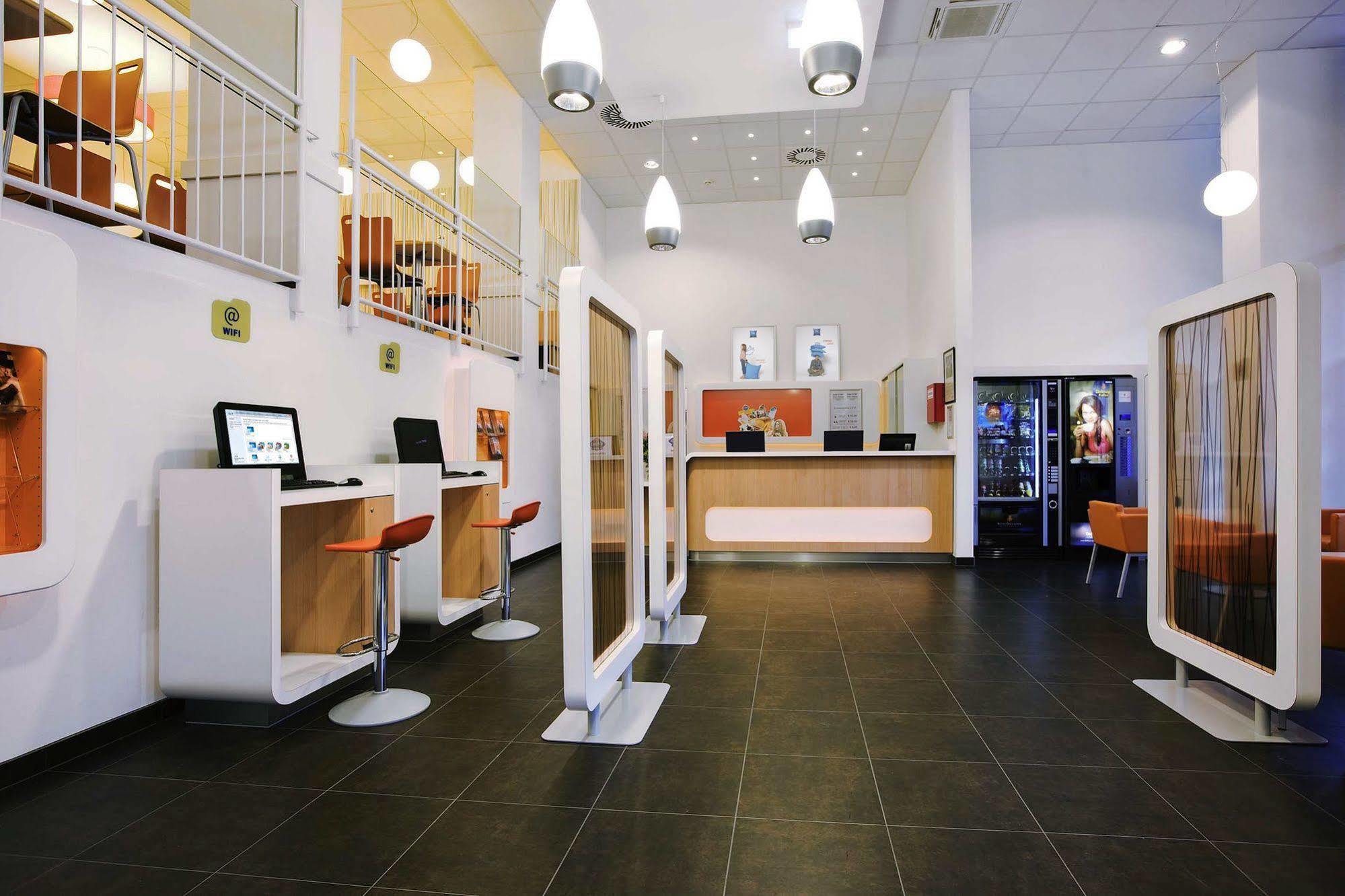 Ibis Budget Wien Messe Esterno foto
