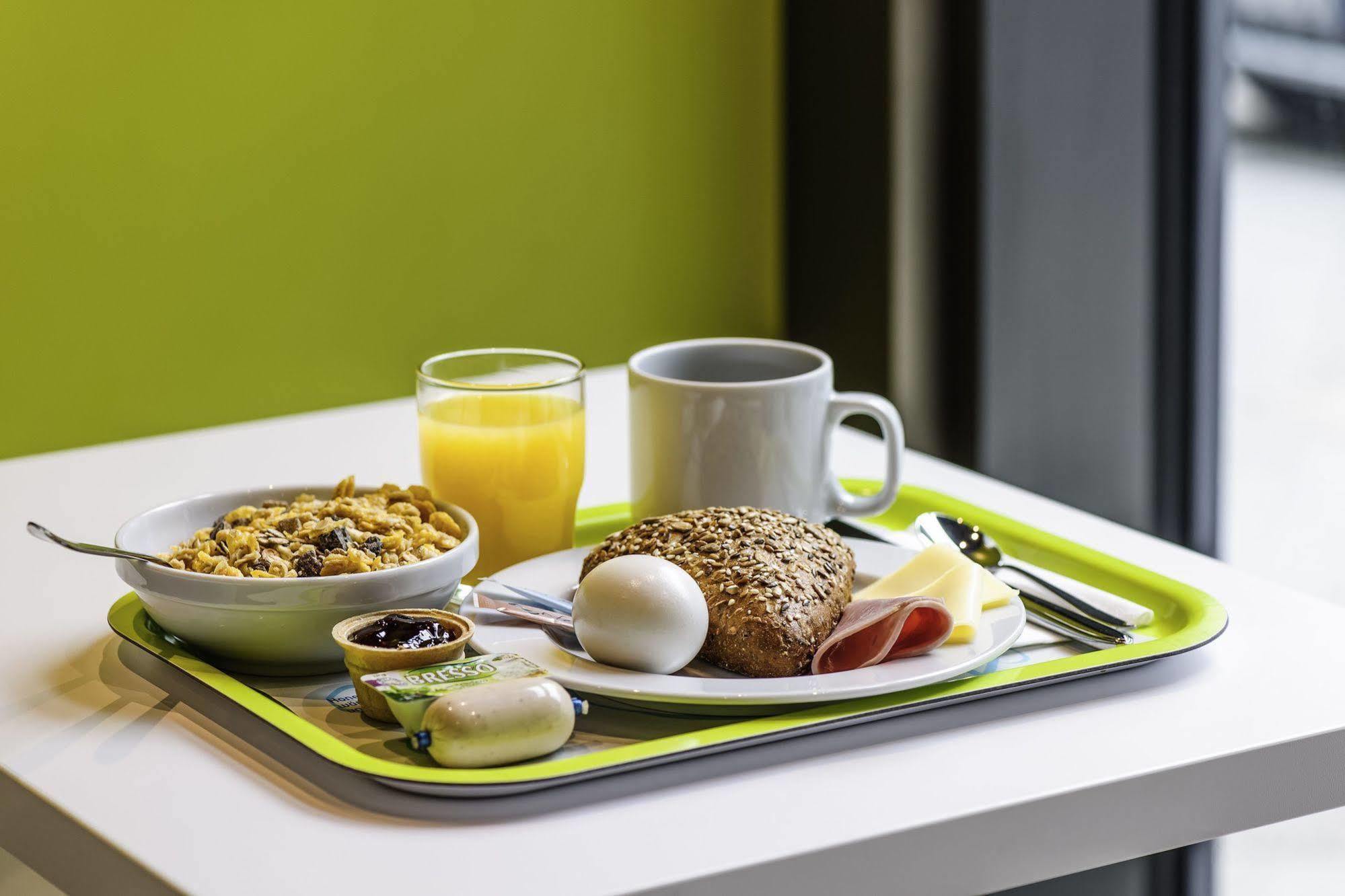 Ibis Budget Wien Messe Esterno foto