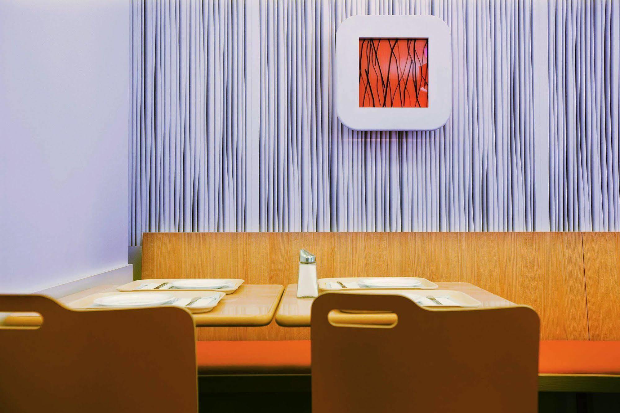 Ibis Budget Wien Messe Esterno foto