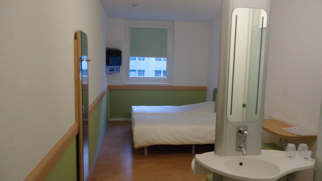 Ibis Budget Wien Messe Esterno foto