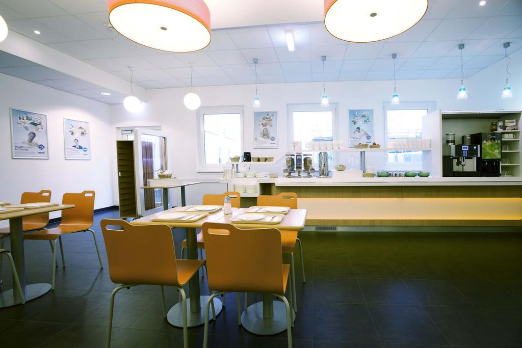 Ibis Budget Wien Messe Esterno foto